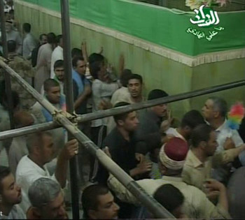 اهالي سامراء يفتحون بيوتهم لخدمة زوار العتبة العسكرية