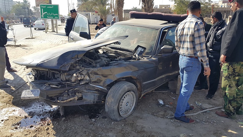 بالصور :حادث مروري مروع وسط كربلاء