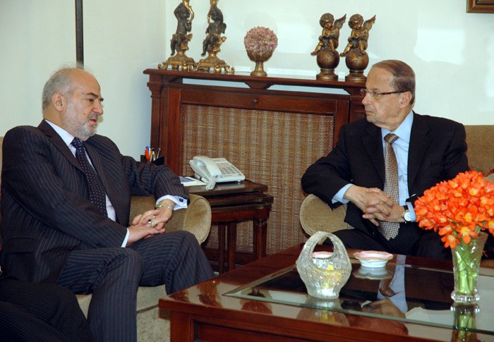 الجعفري يسلم الرئيس اللبناني دعوة رسمية لزيارة العراق