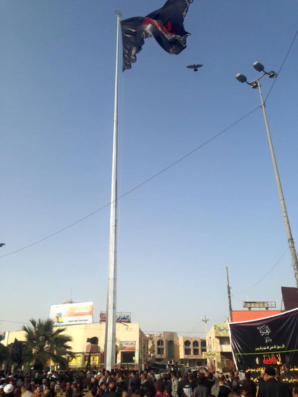 بالصور:النجف ترفع راية الحزن ايذانا ببدء الايام الفاطمية