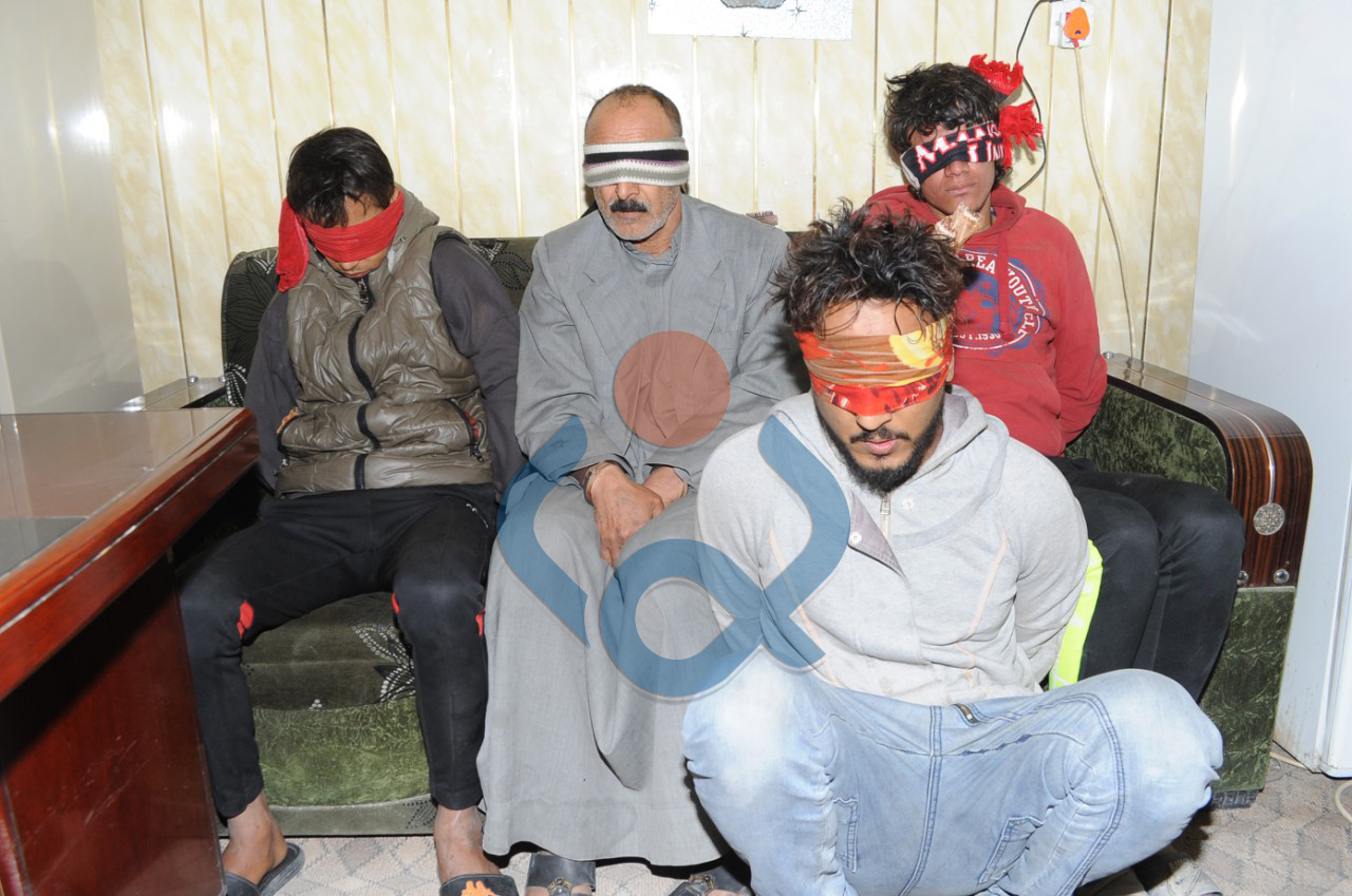 بالصور: القاء القبض على عصابة سطو مسلح في كربلاء
