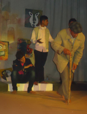 كربلاء تقدم عمل مسرحي مميز ضمن فعاليات المهرجان السنوي لمسرح المدارس الثانوية