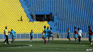 الاتحاد العراقي لكرة القدم: فيفا قرر رفع الحظر عن إقامة المباريات الدولية في العراق بشكل جزئي