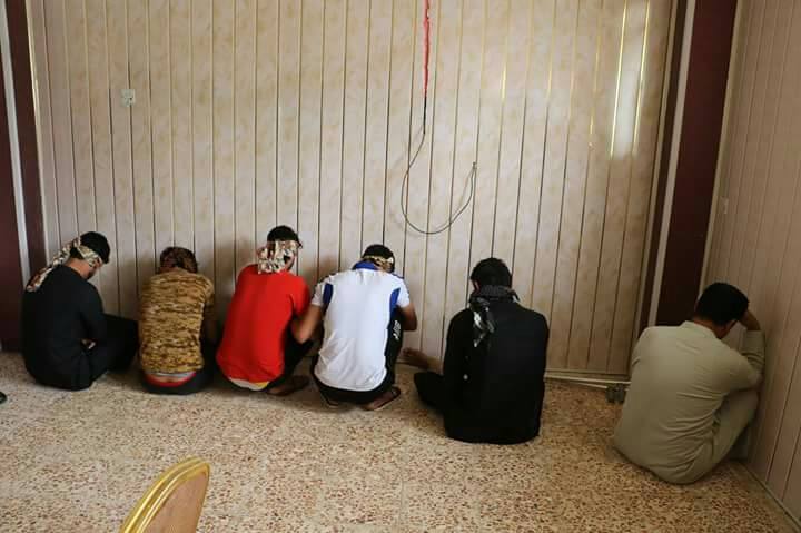 القبض على مطلوبين وضبط اسلحة متنوعة في قضاء المجر الكبير جنوب محافظة ميسان..