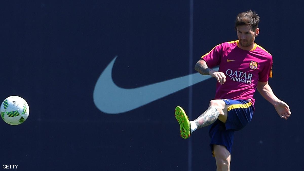 برشلونة و"نايكي".. الشراكة مستمرة