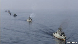 غالبية أعضاء البرلمان الإيراني تؤيد مشروع قانون يهدد بإغلاق مضيق هرمز