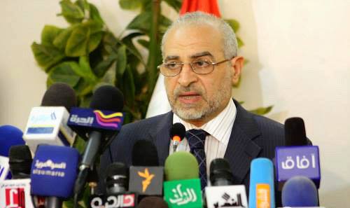 الحكيم يدعو الى مراقبة حركة الشاحنات الداخلة الى البلاد من سوريا والادرن كونها من مصادر تمويل تنظيم داعش