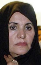 أرملة القذافي تطالب بتسليمها جثة زوجها