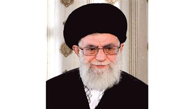 المرشد الايراني يستقبل رئيس وزراء العراق : العراق يمكنه هزم الارهابيين بدون تدخل اجنبي