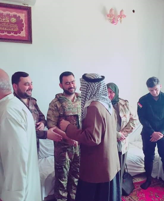 وزير الزراعة يشارك اهالي منطقة السبعاويين فرحتهم في تحرير مناطقهم  من داعش