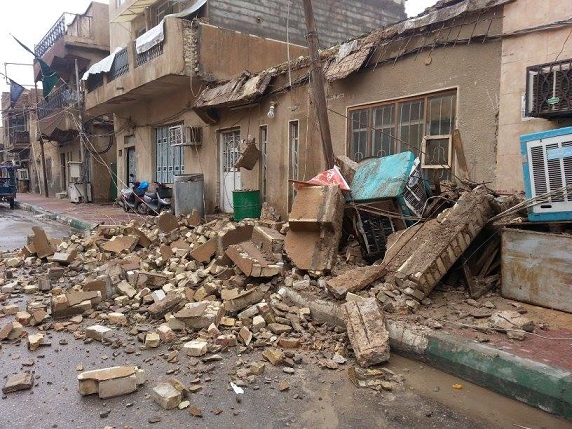 بالصور :انهيار جزء من احد المنازل في كربلاء دون وقوع ضحايا.