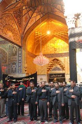 كربلاء تتوشح بالسواد ومواكب عزاء في ذكرى شهادة الامام علي بن الحسين زين العابدين عليه السلام