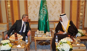 الخزاعي يلتقي ولي العهد في المملكة العربية السعودية الامير سلمان بن عبد العزيز