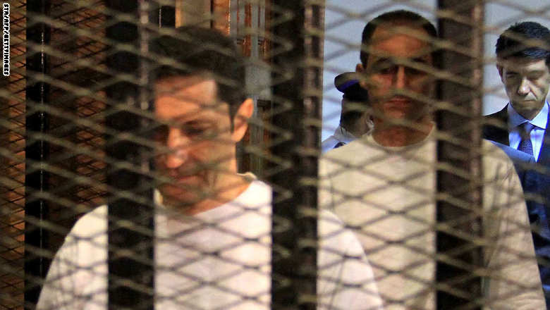 مصر.. حكم قضائي بإخلاء سبيل نجلي مبارك على ذمة محاكمتهما بقضية "القصور الرئاسية"