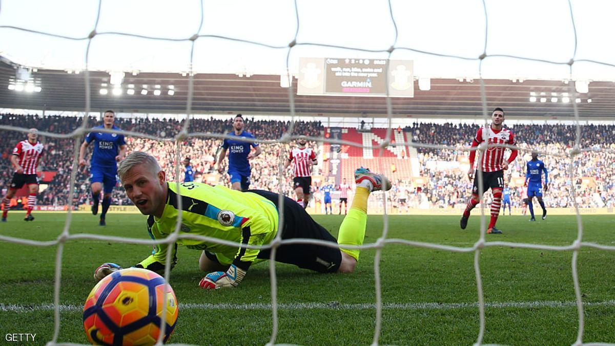 ليستر يتعرض لضربة جديدة ويخسر بثلاثية من ساوثامبتون