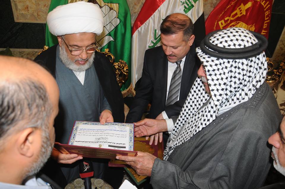 بالصور:ممثل السيستاني يستقبل شيوخ بلد وقائد عمليات سامراء ,والبلداويون يطالبون بتحويل القضاء الى محافظة