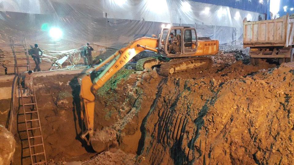 شاهد بالصور كيف يتم انجاز سرداب الامام الحسين المطل على ساحة بين الحرمين وسط كربلاء