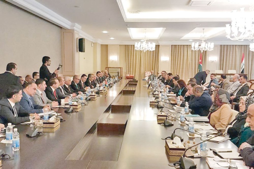 الأردن والعراق يتفقان على تسريع مد انبوبي النفط والغاز