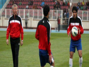 منتخب العراقي يعاود تدريباته على ملعب الشعب الدولي