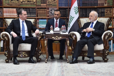 العراق يدعو المجتمع الدولي للمساهمة في إعادة إعمار البنى التحتية بالمناطق المحررة