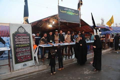 الوقف الشيعي: 1800 موكب يشارك بخدمة زوار الإمام الكاظم عليه السلام داخل مدينة الكاظمية المقدسة