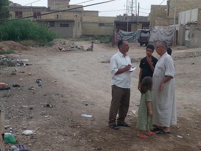 بالصور :حي الفلاحية في الكوت بانتظار من يمد لها يد العون وتقديم الخدمات لها