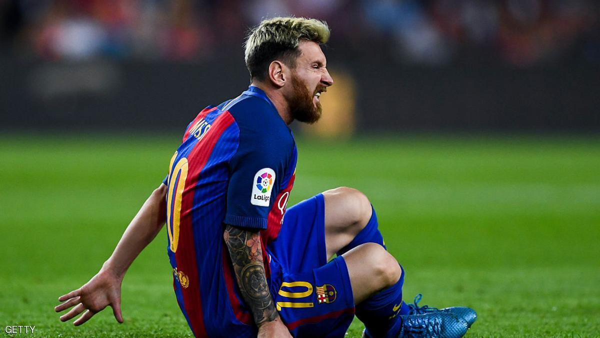 ميسي يخرج مصابا في تعادل برشلونة مع أتليتيكو
