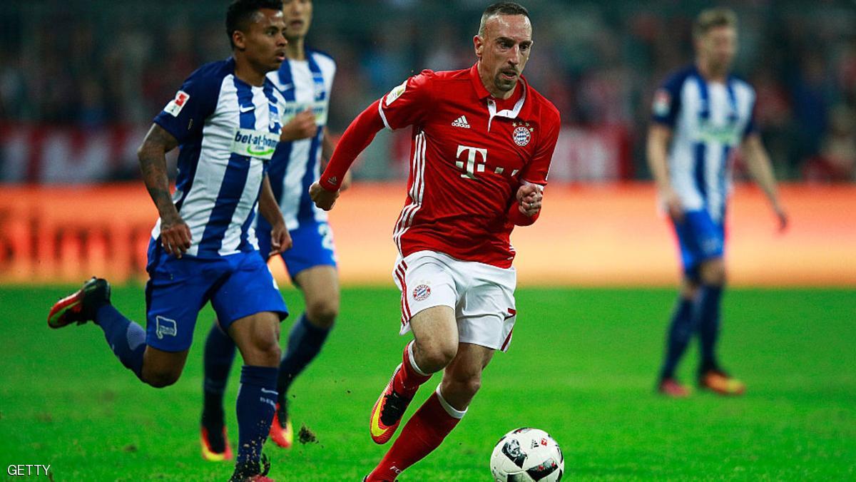 بايرن ميونيخ يحسم القمة مع هرتا برلين وينفرد بالصدارة