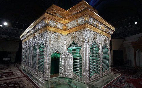 العتبة الحسينية تنفي ما نشرته صحيفة المستقبل حول شباك ضريح الامام الحسين وتتوعد الصحيفة بدعوى قضائية