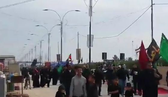 بالفيديو: وصول آلاف الزائرين سيراً على الاقدام الى كربلاء