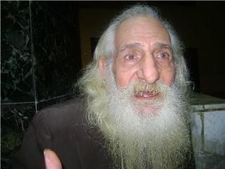 وفاة الباحث والموسوعي الكبير زهير احمد القيسي في احد مستشفيات أربيل