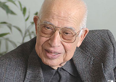 وفاة «عصمت عبد المجيد» أمين عام جامعة الدول العربية الأسبق عن 90 عامًا