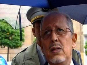 نقل رئيس موريتانيا المعزول من ثكنة للحرس الرئاسي إلى معتقل جديد