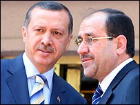 صحيفة تركية تهاجم المالكي بشدة وخبير دولي يدعو انقرة الى تقوية حكومته بدل تقويضها