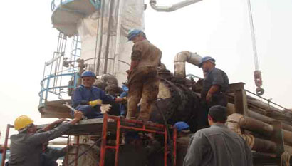 مصرع ثلاثة حراس امنيين نتيجة استنشاقهم غازات سامه في مصفى النجف