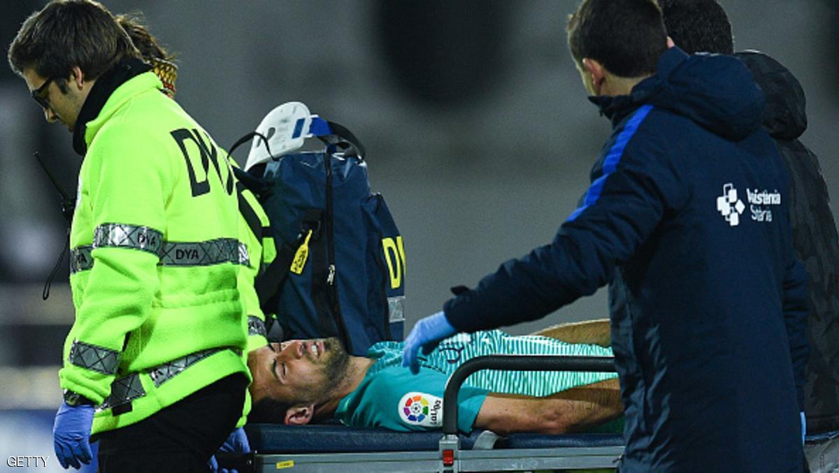 إصابة في الكاحل تغيب بوسكيتس عن برشلونة