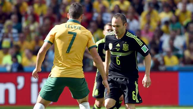 اسبانيا تفوز على استراليا بثلاثية نظيفة وتودع مونديال البرازيل