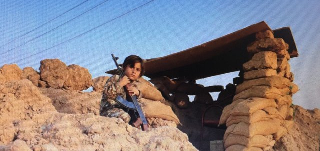 "داعش" ينكسر في بيجي وينشر "أشبال الخلافة" في نقاط تفتيش بعد مقتل عدد كبير من عناصره