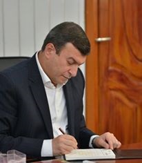 هذا ما كتبه محافظ كربلاء المقدسة لموسوعة في بيروت