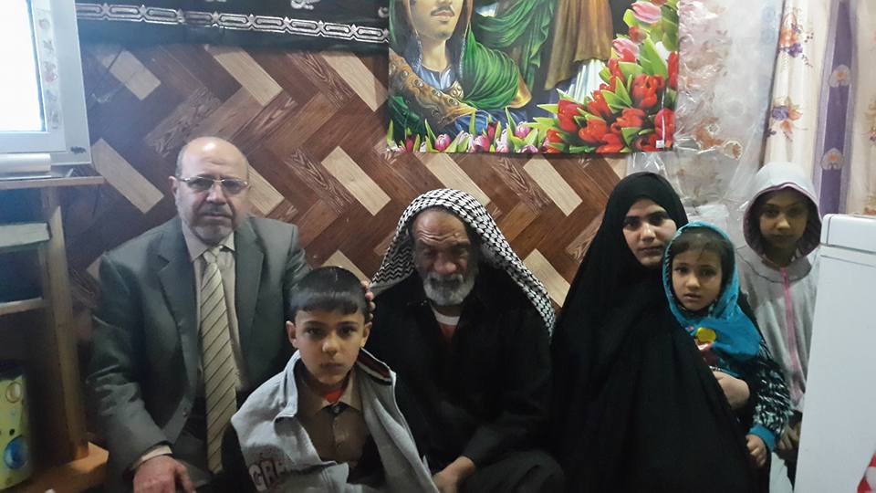 ما حكاية الرجل الستيني الذي عرض كلية ابنه الوحيد للبيع ليستر عائلته؟