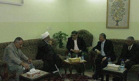 وفد رفيع المستوى من وزارة التجارة يكشف للكربلائي أسباب نقص مواد البطاقة التموينية