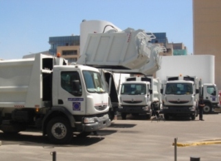 بلدية كربلاء تجمع 3600 طن من النفايات خلال الايام الثلاثة الماضية