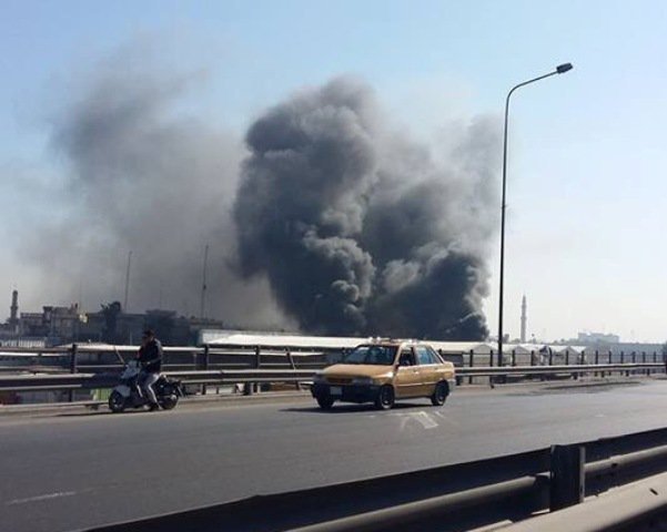 بالصورة: شهداء وجرحى بانفجار سيارة مفخخة وسط بغداد
