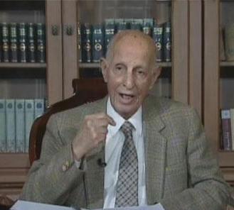 وفاة شيخ المؤرخين الباحث العراقي [حسين أمين] في عمان عن عمر ناهز الـ[88]