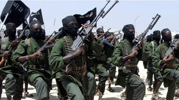 انفجاران يستهدفان البرلمان الصومالي