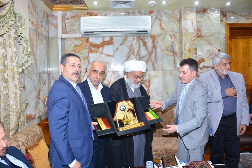 الشيخة نوال حمود الصباح تلتقي بالشيخ الكربلائي : ما نتطلع له هو انجاز مطار كربلاء