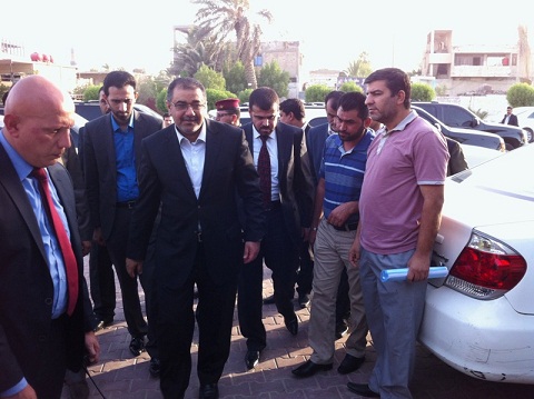 قصي السهيل يتفقد محافظة البصرة ويقترح تخصيص نسبة من البترو دولار للتأمين الأجتماعي(مصور)