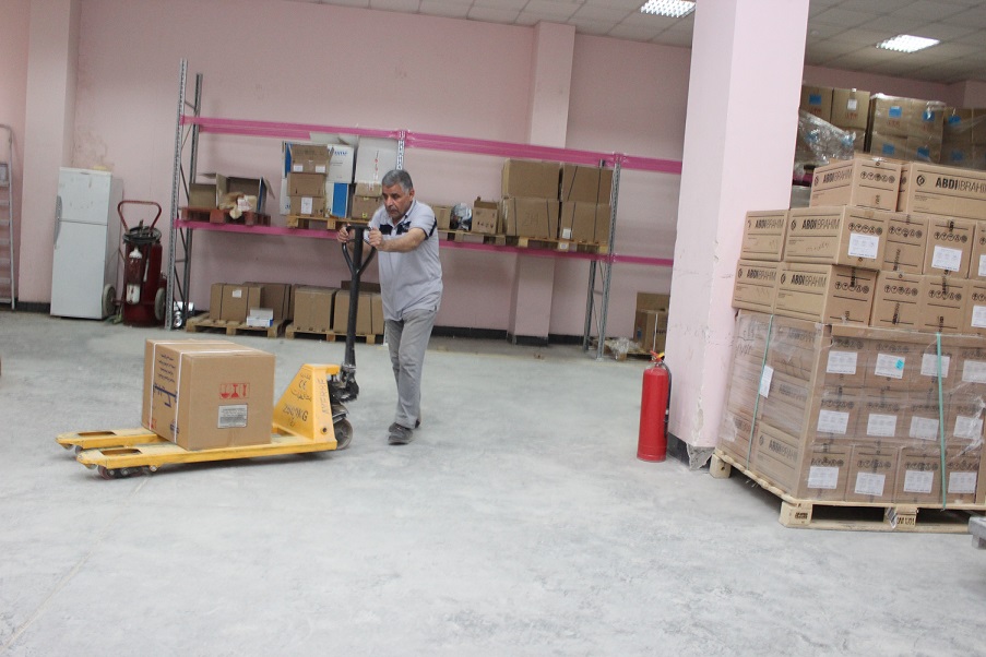 العيادات الشعبية ترسل شحنة جديدة من أدوية الأمراض المزمنة للنازحين في محافظة السليمانية