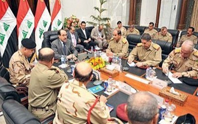 المالكي يزور قاعدة "سبايكر" ويدعو القيادات الامنية الانتقال الى خطة الهجوم على داعش