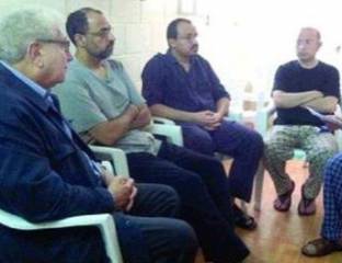 أطباء بحرينيون شيعة يروون "فظائع" سجنهم ويطالبون بمحاكمة مستقلة